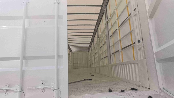 curtain side semi trailer -00 curtain side semi trailer -00